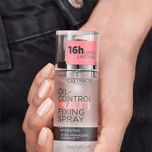 Catrice Spray fixare matifiant Oil-Control Matt Fixing Spray - imagine 3