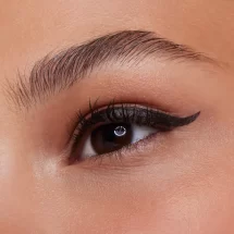 Essence Lash PRINCESS LINER black waterproof - imagine 5