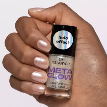 Essence META GLOW transforming top coat - imagine 4